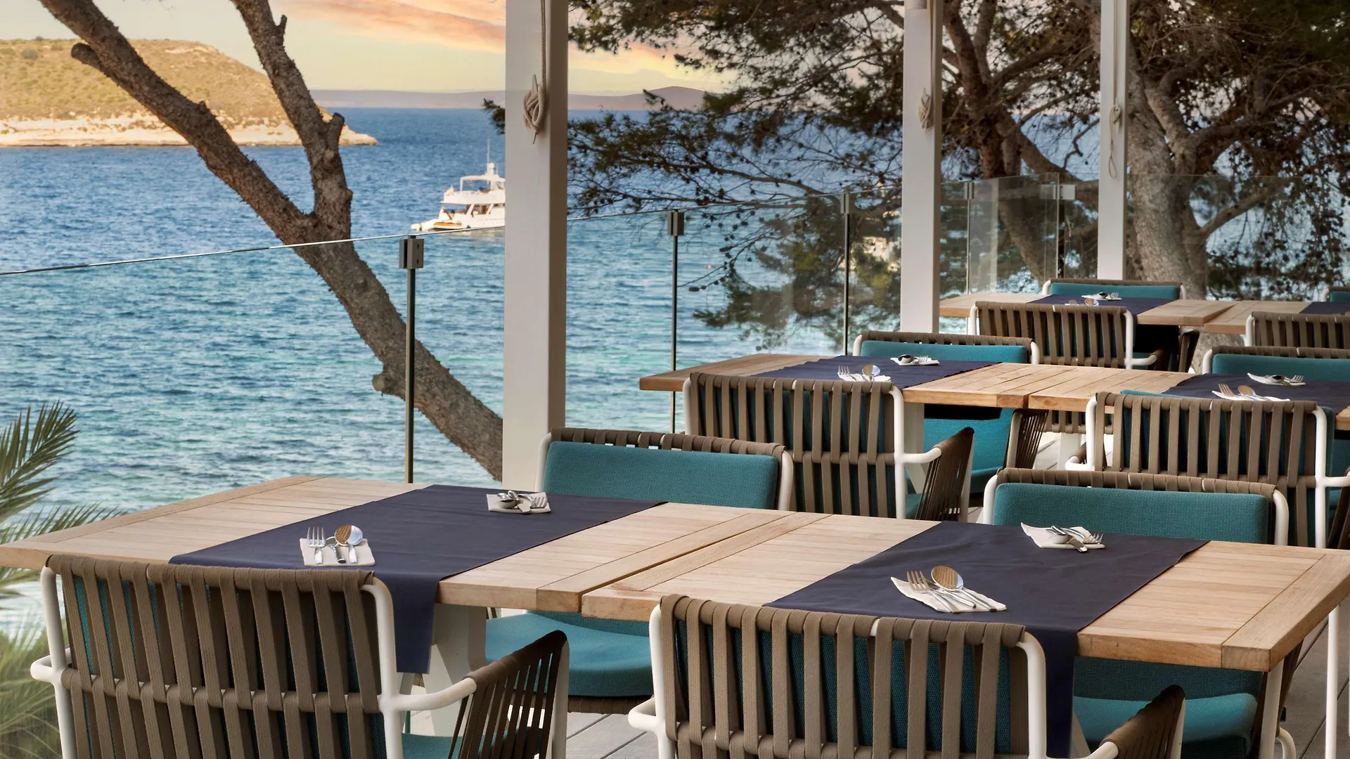 Melia Calvia Beach Magaluf  4*, Magaluf (Mallorca)